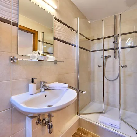 Drei Mohren Ξενοδοχείο